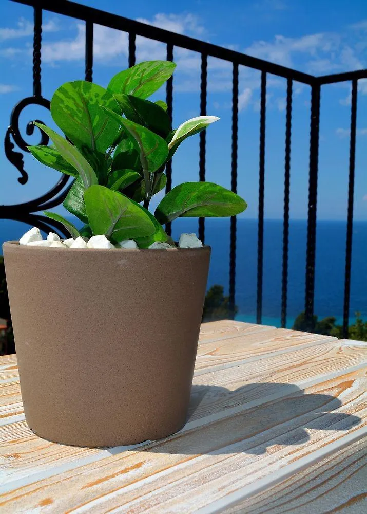 Palamidi Aparthotel Agia Paraskevi